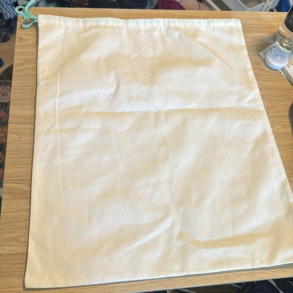 Bitty Green Drawstring Canvas Dust Bag - Picture 4 of 4